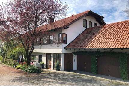 Haus zum Kaufen in Erbach 849.500,00 € 250 m²