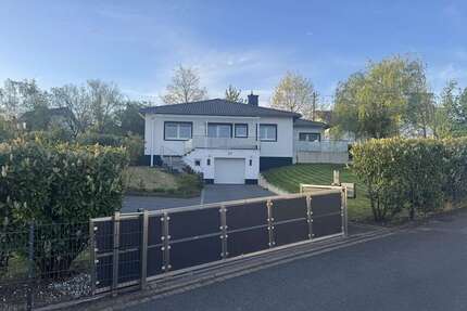 Haus zum Kaufen in Asbach 749.000,00 € 174 m²