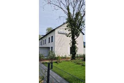 Haus zum Mieten in Luckenwalde 1.440,00 € 120 m²