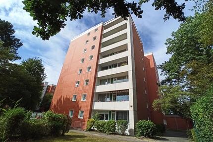 Lichtdurchflutete 2,5 Zimmerwohnung direkt am Stadtpark Norderstedt