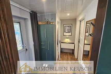 Traumhaftes und massiv gebautes Tiny House mit überdachter Terrasse & Schuppen in ruhiger Lage - Hambergen