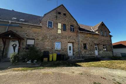 Haus zum Kaufen in Teutschenthal 80.000,00 € 150 m²