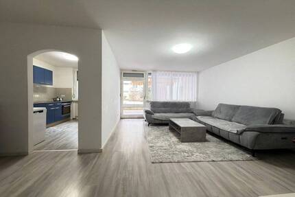 Pfersee - Zentrale 3 Zi. Whg. mit TG & Außenstellplatz sowie Terrasse im Stadtzentrum von Augsburg