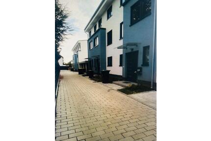 Haus 5 Zimmer auf 155m2 in Rheinbach zu vermieten - Troisdorf