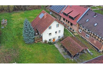 Gepflegtes Einfamilienhaus im Ortskern von Guntershausen sucht neue Eigentümer - Baunatal / Guntershausen