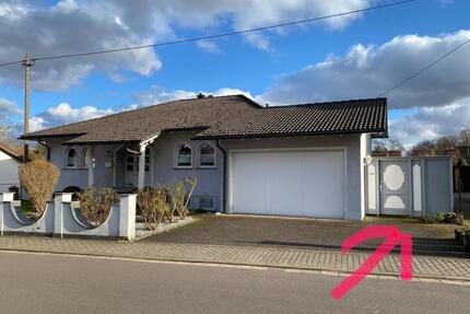 Einliegerwohnung in freihstehendem Bungalow (auch gewerbl.nutzb.) - Saarbrücken West