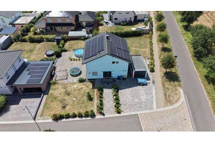 Haus zum Mieten in Wollbach 1.700,00 € 231.31 m²