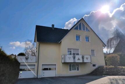TOP-WOHNHAUS 10 Autominuten von COBURG - Großheirath