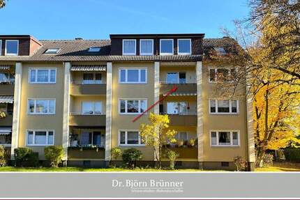 Vom Balkon einen Elbblick erhaschen -ideal geschnitten, schön hell sowie großer Keller und Stellplatz inkl. - Wedel