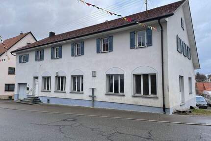 Wohn-Geschäftshaus mit Umbaupotenzial - Böttingen