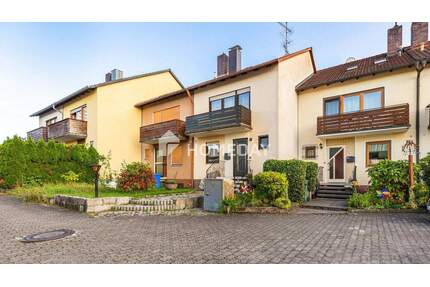 Ihr neues Zuhause: stilvolles Reihenmittelhaus mit Platz für die ganze Familie - Erlangen Bruck