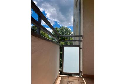 Wohnung für Oktoberfest - 500,00&nbsp;EUR Kaltmiete, ca.&nbsp; 32,00&nbsp;m&sup2; in München (PLZ: 81475) Thalkirchen-Obersendling-Forstenried-Fürstenried-S