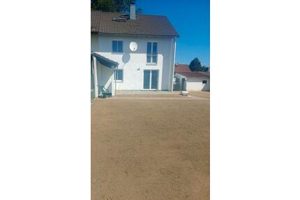 Doppelhaus - 240.000,00&nbsp;EUR Kaufpreis, ca.&nbsp; 95,00&nbsp;m&sup2; in Arzberg (PLZ: 95659)