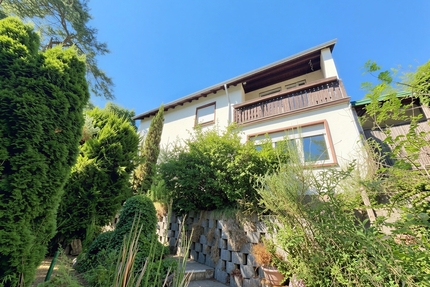 Potenzialstarkes Sanierungsobjekt: Freistehendes Ein- oder Zweifamilienhaus in Waldfischbach - Waldfischbach-Burgalben Rheinland-Pfalz