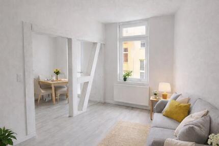 Renovierte 1-Zimmer Wohnung mit Balkon – Markt Schönebeck - Schönebeck (Elbe)