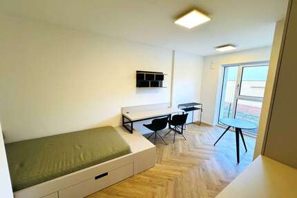 Wohnung zum Mieten in Berlin 563,01 € 26.81 m²