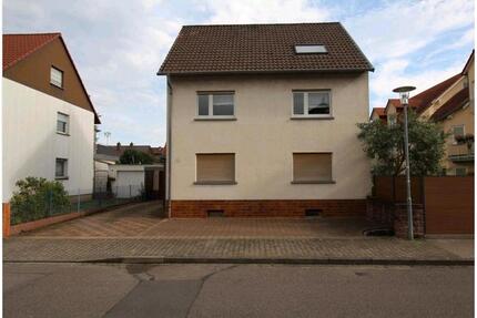 3-Familien-Haus in Plankstadt bei Heidelberg mit großem Garten! - Schwetzingen