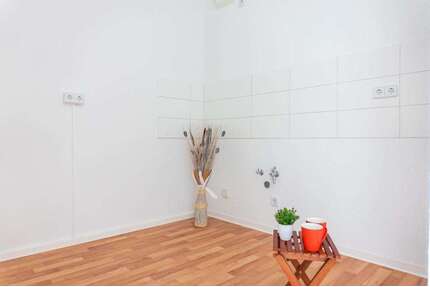 Wohnung zum Mieten in Chemnitz 197,00 € 39.32 m²