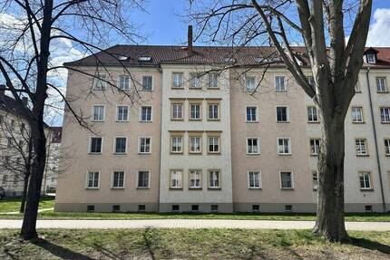 Vermietete 3-Raumwohnung mit Balkon und Tageslichtbad in Zwickau!
