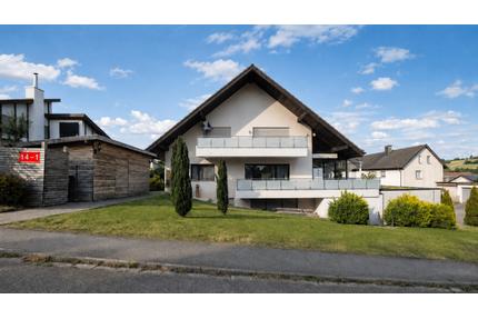 Provisionsfrei* Zweifamilienhaus mit 231 m², Ausbaupotenzial & Doppelgarage — provisionsfrei in Keltern-Weiler