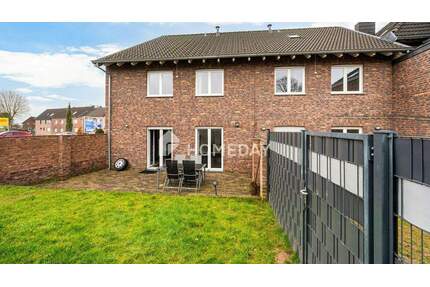 DHH mit großer Terrasse, Garten und Garage in Übach-Palenberg