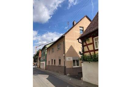 Großzügiges EFH in Zell am Main - Zell a. Main