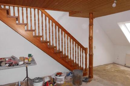 3 Zimmer Fitness Dachgeschoßwohnung auf zwei Ebenen 38 Stufen - Rodenberg