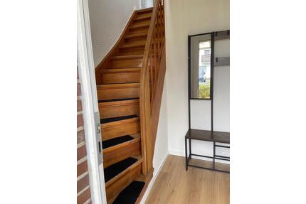 3ZKB Oberwohnung mit eigenem Gartenanteil - Apen