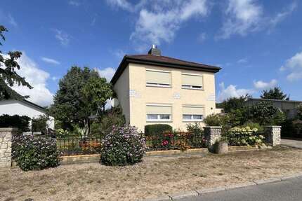 Haus zum Kaufen in Salzwedel 180.000,00 € 176 m²