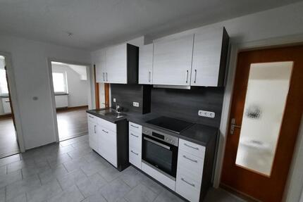 Dachgeschosswohung in Bad Alexandersbad, Kaltmiete 270,00 €