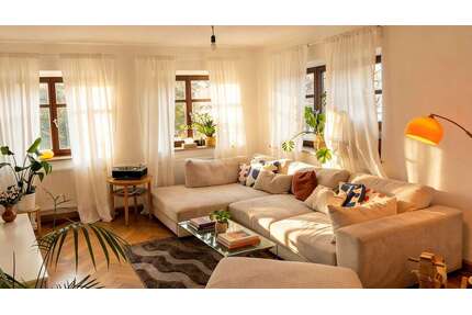 Wohnung zum Mieten in Augsburg 650,00 € 200 m²