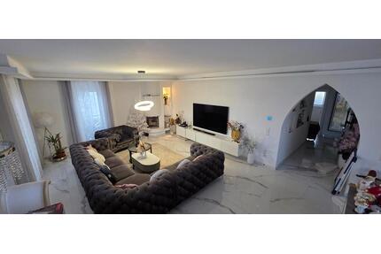 Möblierte 110m2 Luxuswohnung FürthNürnberg Kamin,Balkon,Parkplatz