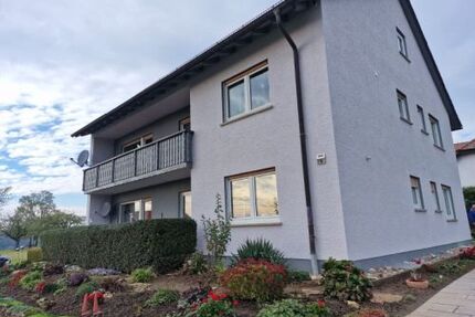 2-Familienhaus + ausgebautes Dachgeschoss in Ortsrandlage von 97450 Arnstein-Altbessingen