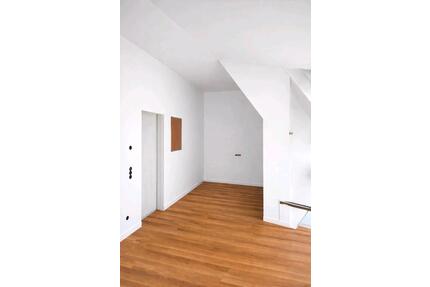 1,5-Zimmer-Wohnung mit Balkon - 600,00&nbsp;EUR Kaltmiete, ca.&nbsp; 39,00&nbsp;m&sup2; in Bad Waldsee (PLZ: 88339)