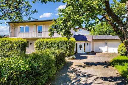 Haus zum Kaufen in Rabenau 337.000,00 € 191 m²