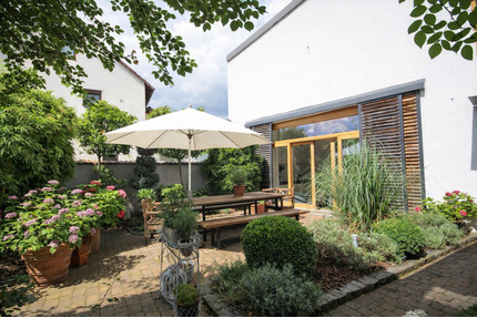 Ein Anwesen von seltener Qualität - stilvolles Wohnen mit Geschichte und Zukunft! - Wölfersheim Södel