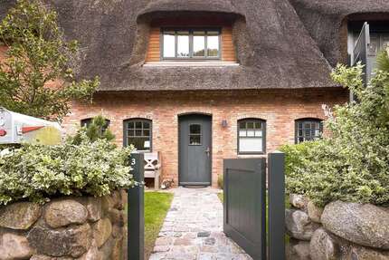 Wohnung zum Kaufen in Oevenum (auf Föhr) 859.000,00 € 110 m²