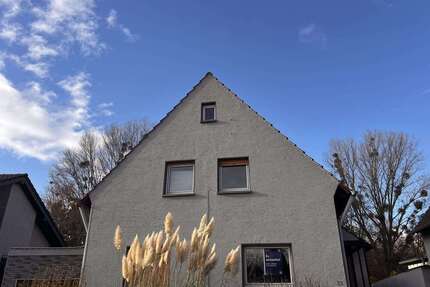 Haus zum Kaufen in Düren 218.000,00 € 89.78 m²