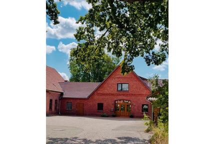 Bauernhaus mit Nebengebäude zu Verkaufen - Kirchdorf