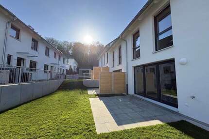 Haus zum Mieten in Eisingen 1.500,00 € 120.04 m²