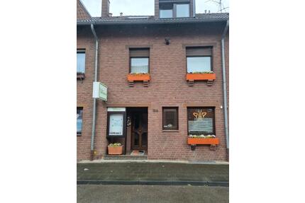 Gepflegtes Reihenhaus mit offener großzügiger Raumaufteilung - Mönchengladbach Ost