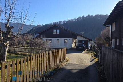 Sonnig und ruhig- seltenes und grundsolides Ein- oder Zweifamilienhaus für individuelles Wohnen! - Kiefersfelden
