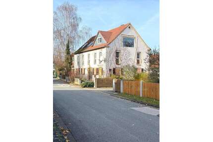 Haus zum Kaufen in Gunzenhausen 389.000,00 € 298 m²