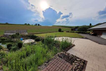 Haus zum Kaufen in Breitenbach am Herzberg 625.000,00 € 356 m²