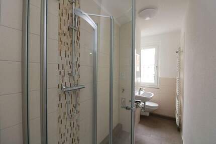 Ein Schnapper...helle 2-RW mit Dusche u. Balkon!!! - Freiberg