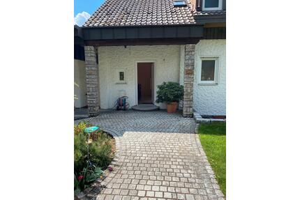 Top sanierte 4-Zimmer-Eigentumswohnung mit großer Terrasse - Schwabach