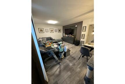 3-Zimmer-Erdgeschosswohnung mit Balkon, Garten & kernsaniert - Pfakofen