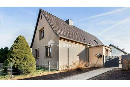 Solide gebaut, modernisiert & vielseitig nutzbar: EFH mit Garage, Nebengebäude und großem Grundstück - Zörbig