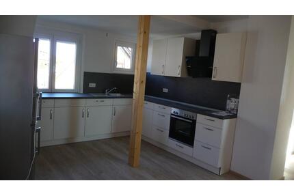 3-Zimmer Dachgeschosswohnung mit Galerie und Balkon - Sachsenheim