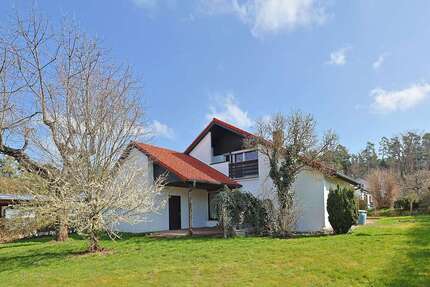 Haus zum Kaufen in Calw 550.000,00 € 229.67 m²